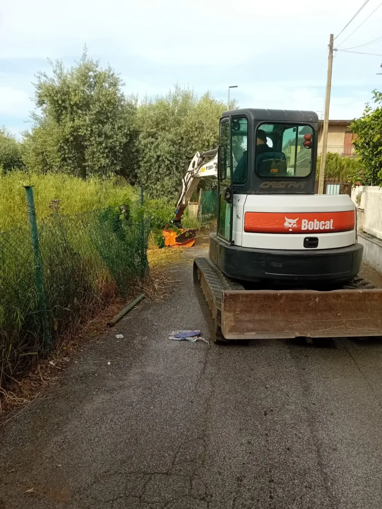Trinciatura terreno a roma